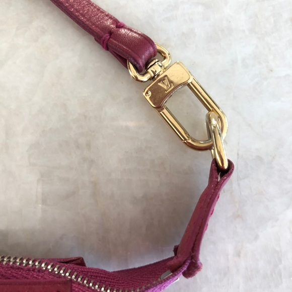 $700 LouisVuitton Fuchsia Monogram Charms Pochette - Picture 3 of 6